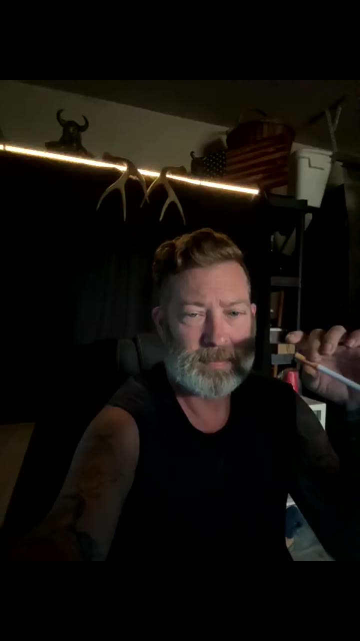 video thumb