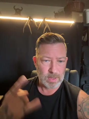 video thumb